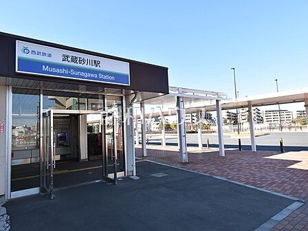 武蔵砂川駅 (1430m)