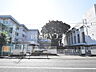 周辺：練馬区立関中学校 (440m)