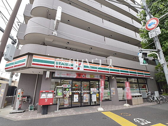 セブン-イレブ...