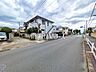 外観：接道状況および現場風景　【東久留米市滝山3丁目】 建物のプレゼンをさせていただきますので、実際の完成イメージを思い描いていただくことができます。お気軽にお問合せ下さい。