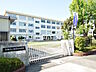 周辺：多摩市立東愛宕中学校 (970m)