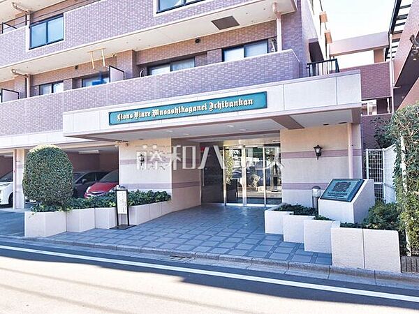 エントランスを拡大表示