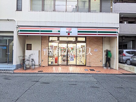 セブンイレブン 八王子桑並木通り店 (160m)