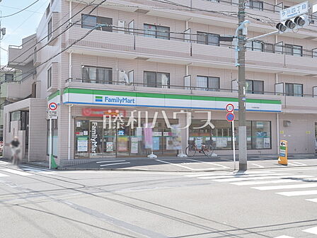 ファミリーマート 杉並桃井西店 (760m)