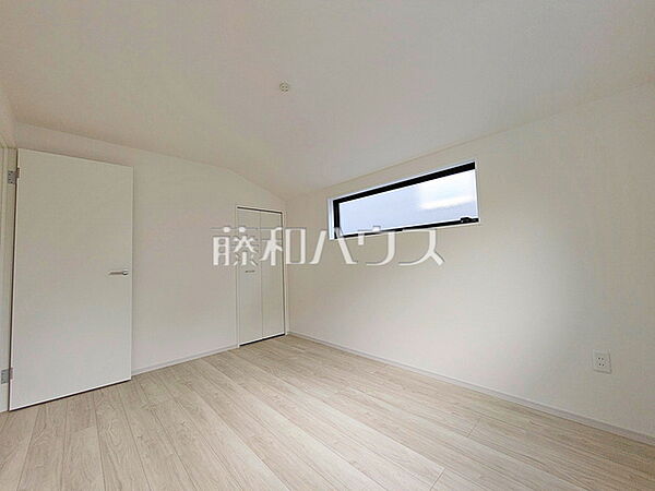 寝室を拡大表示