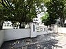 周辺：東久留米市立第六小学校 (220m)