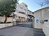 周辺：杉並区立高井戸小学校 (500m)