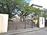 周辺：八王子市立椚田中学校 (1350m)