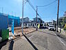 外観：接道状況および現場風景　【日野市多摩平5丁目】