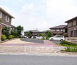 京都府木津川市梅美台7丁目（賃貸アパート2LDK・2階・62.10㎡） その1