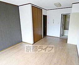 ファルコン 102 1階1Kのリビング/ダイニング