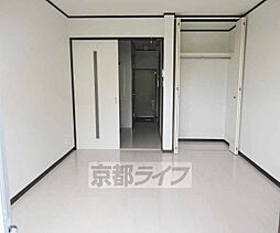 コフレ八反畑 106 1階1Kのリビング/ダイニング