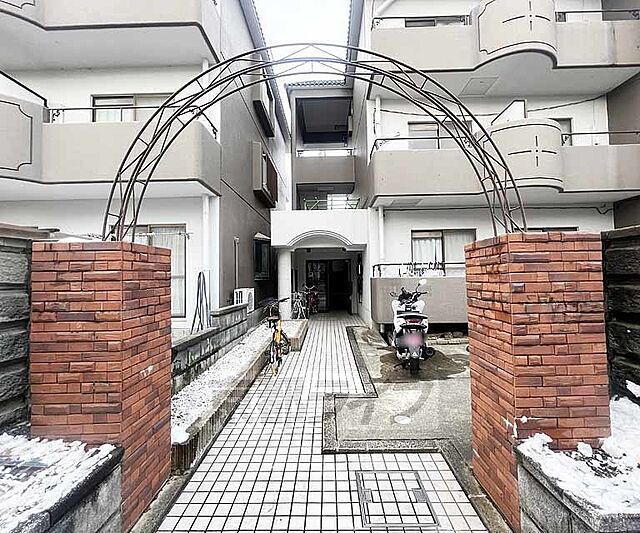 15 / 19