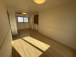 シャリティ・ベルI 203 2階2LDKのリビング/ダイニング