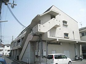 大阪府高槻市城南町２丁目（賃貸マンション2K・3階・42.00㎡） その1