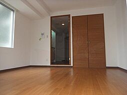 JR東海道・山陽本線 高槻駅 徒歩3分の賃貸マンション 2階1Kのリビング/ダイニング