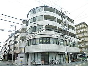 大阪府豊中市新千里南町２丁目2番25号（賃貸マンション1K・4階・22.95㎡） その1