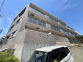 ヴェルデュール千里山西弐番館  ｜ 大阪府吹田市千里山西２丁目11番5号（賃貸マンション3LDK・3階・70.00㎡） その1