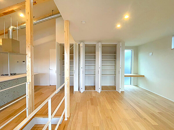 リビング/ダイニング