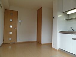 多摩都市モノレール 桜街道駅 徒歩19分の賃貸アパート 2階ワンルームのリビング/ダイニング