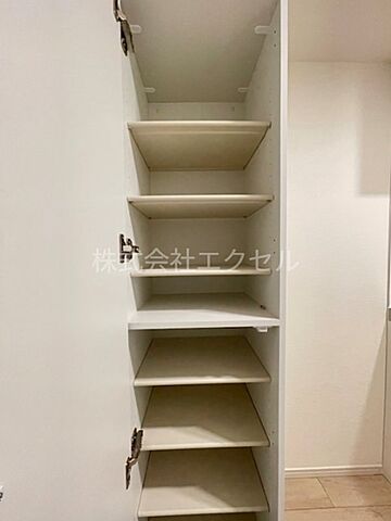 収納