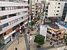周辺：西放射線通り商店街（725m）