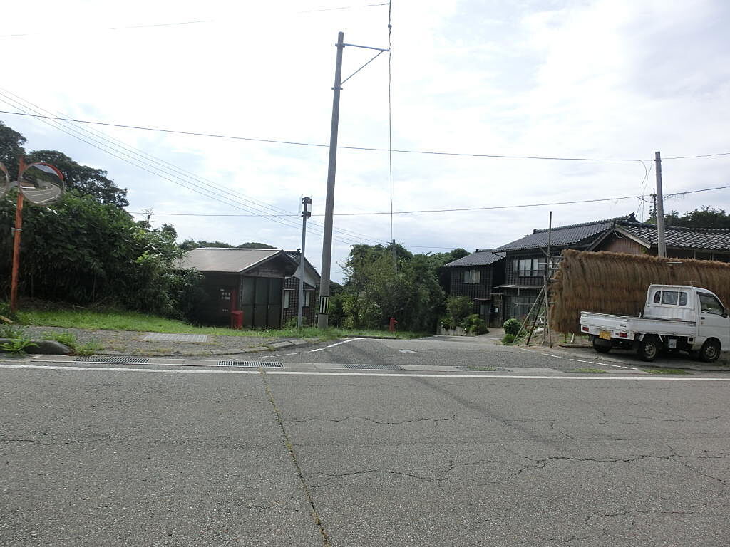 detached 新潟県佐渡市犬神平271