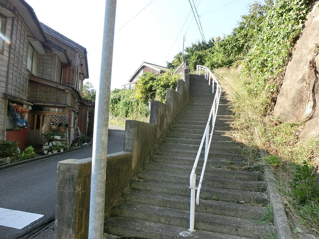 detached 新潟県佐渡市稲鯨1324-1