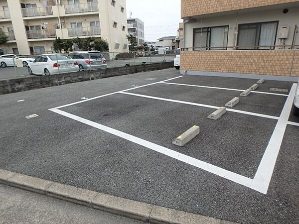 画像16:駐車場空きあります