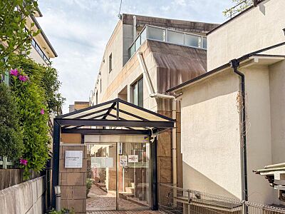 外観:場所によって暖かい日差しの入り方・見え方も違うお住まい。実際の日当たりや現地の雰囲気もご確認ください。 外観:場所によって暖かい日差しの入り方・見え方も違うお住まい。実際の日当たりや現地の雰囲気もご確認ください。