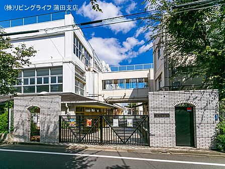 目黒区立第十中学校 1090m