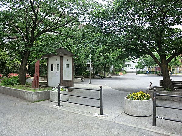 周辺を拡大表示