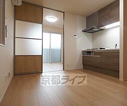 京阪本線 墨染駅 徒歩2分の賃貸アパート 2階1LDKのリビング/ダイニング