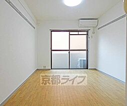 京阪本線 藤森駅 徒歩4分の賃貸マンション 1階1Kのリビング/ダイニング