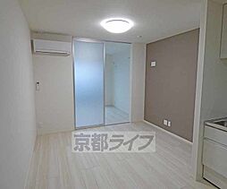 近鉄京都線 伏見駅 徒歩7分の賃貸アパート 2階1LDKのリビング/ダイニング