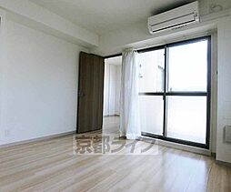 カサベルデ桂川 302 3階1LDKのリビング/ダイニング