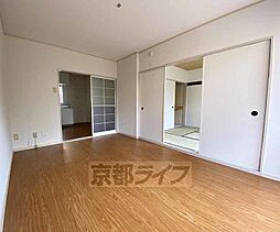 クレールコート A101 1階2DKのリビング/ダイニング