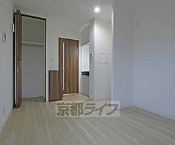 京都市営烏丸線 くいな橋駅 徒歩7分の賃貸マンション 2階ワンルームのリビング/ダイニング