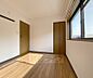 寝室：6帖洋室です。