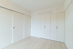 ヴァロータ氷川台 401 4階1LDKのリビング/ダイニング