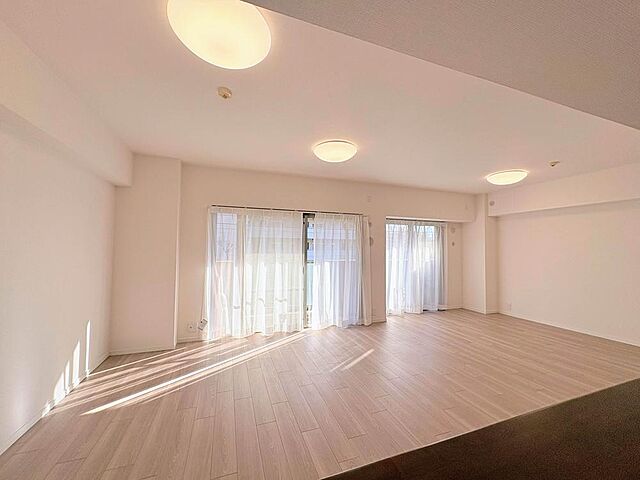 リビング/ダイニング ルピナス鶴川サウスステージ 3階/-