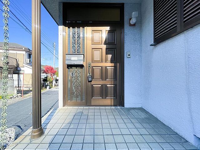 玄関 青梅市畑中1丁目
