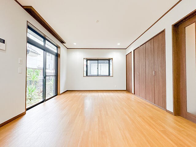 リビング/ダイニング 羽村市羽加美1丁目