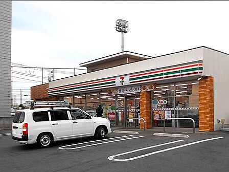 セブンイレブン府中市民球場前店まで約320m