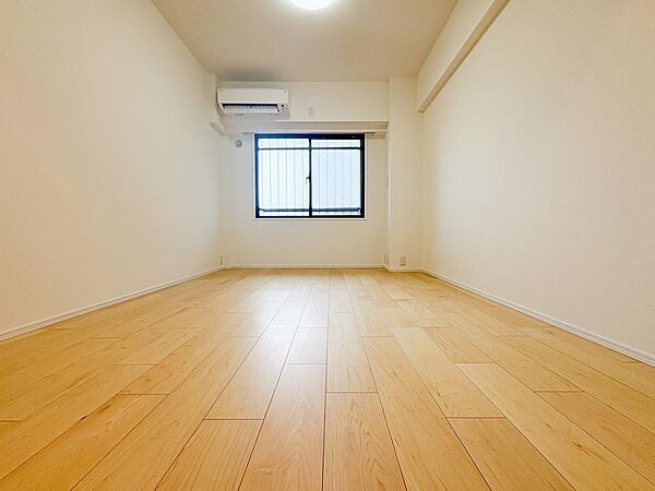 寝室を拡大表示