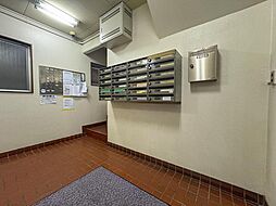 9 / 17