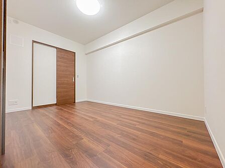 空間演出に拘り整然とセンス良く纏められた室内はの癒し空間でなければなりません。そこで暮らす方々のことを考え抜き、そして造りこんだ空間は上の癒しを提供してくれます。