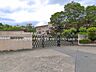 周辺：八王子市立中山中学校 1800m