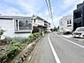 外観：約718平米の広大な敷地が魅力。ガーデニングや家庭菜園、ドッグランなど、ご家族の夢を形にできる自由度の高い住まいです。