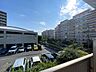 その他：青空が広がる開放的なビュー！周囲と程よい距離感があり、心地よい風を感じながら過ごせます。